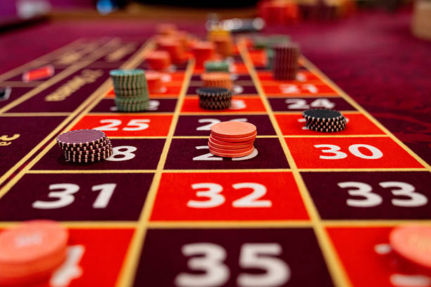 mpo0808 live-dealer American Roulette betting interface on mobile and desktop